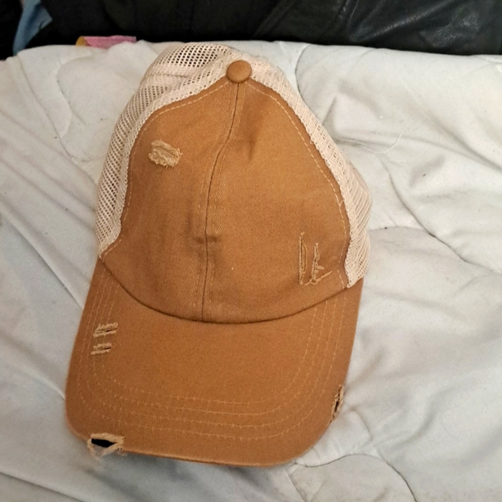 Maurices hat